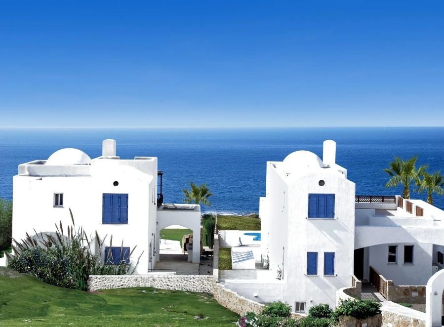 4 BR Villa in Chloraka photo 3