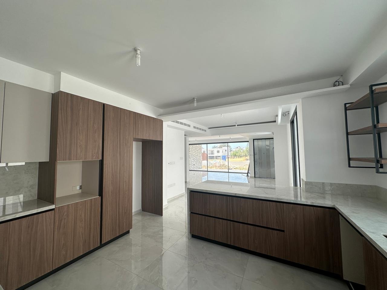 4 BR Villa in Geroskipou, Paphos photo 5