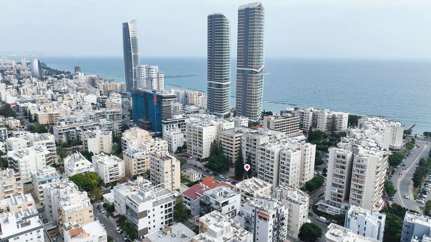 5.5% yield – 50% Share of Retail Shop in Neapolis, Limassol photo 3