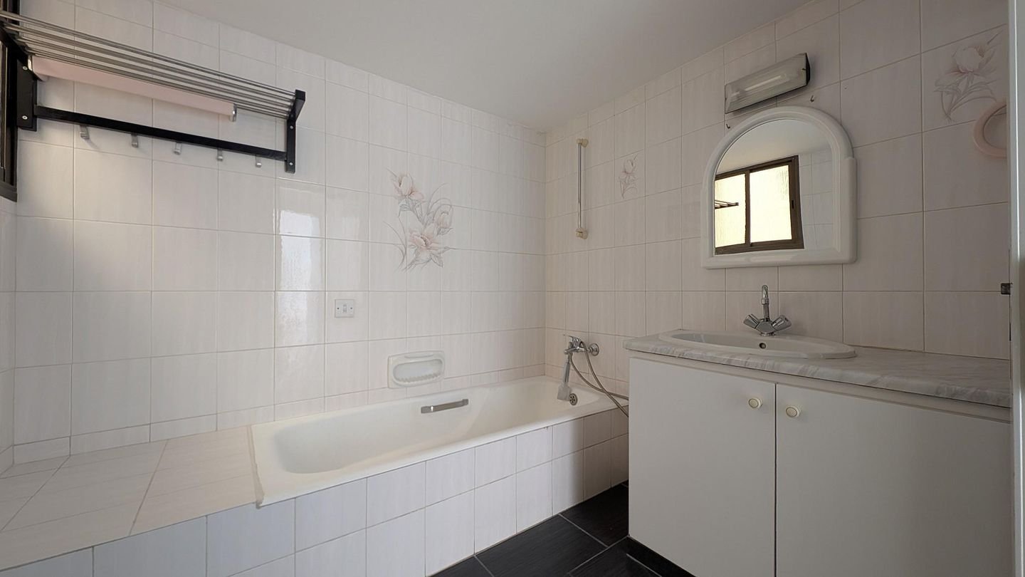 Spacious Detached Family Home in Prime Agios Athanasios, Limassol photo 26