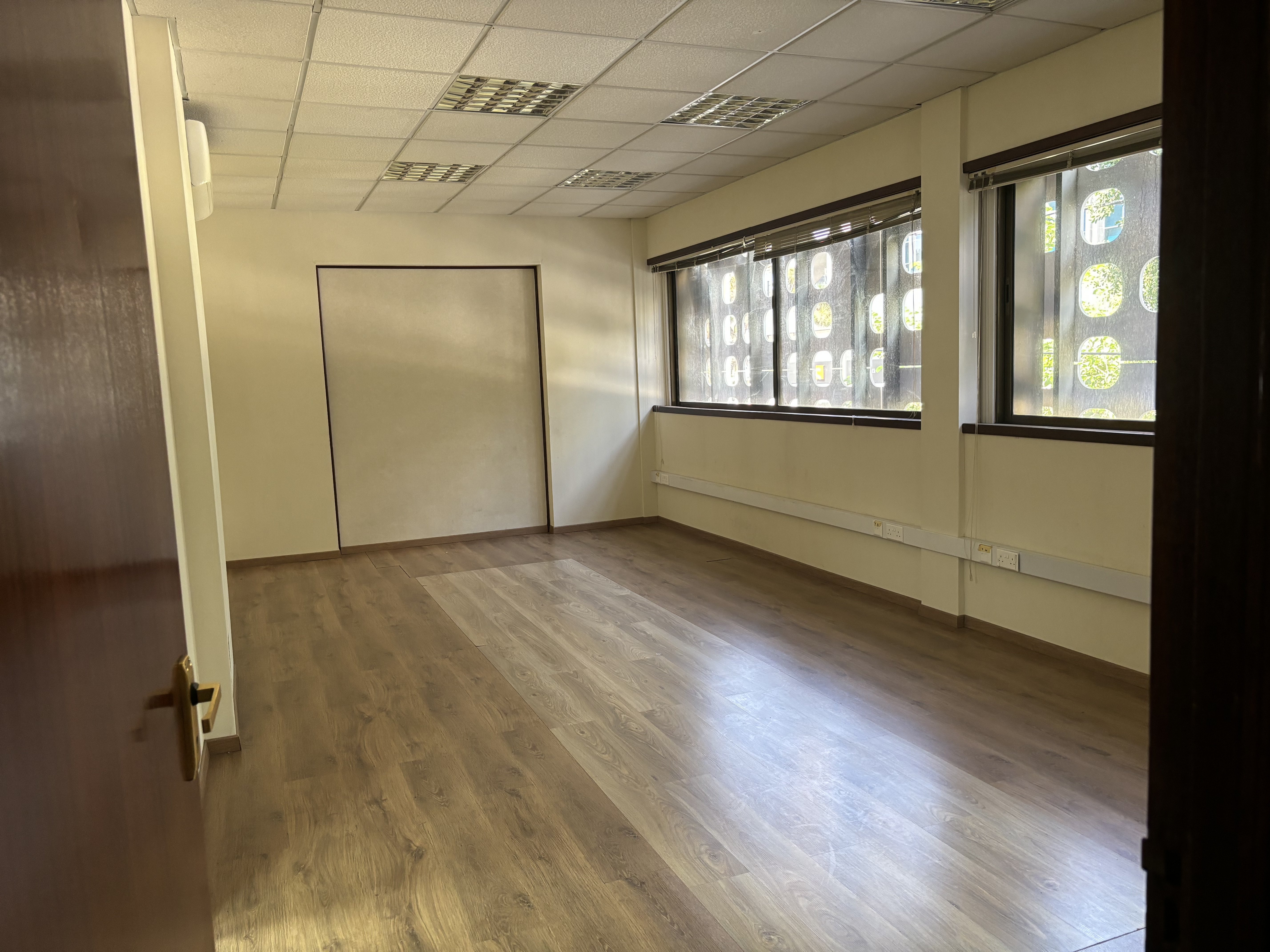 Office in Agia Zoni, Limassol photo 7