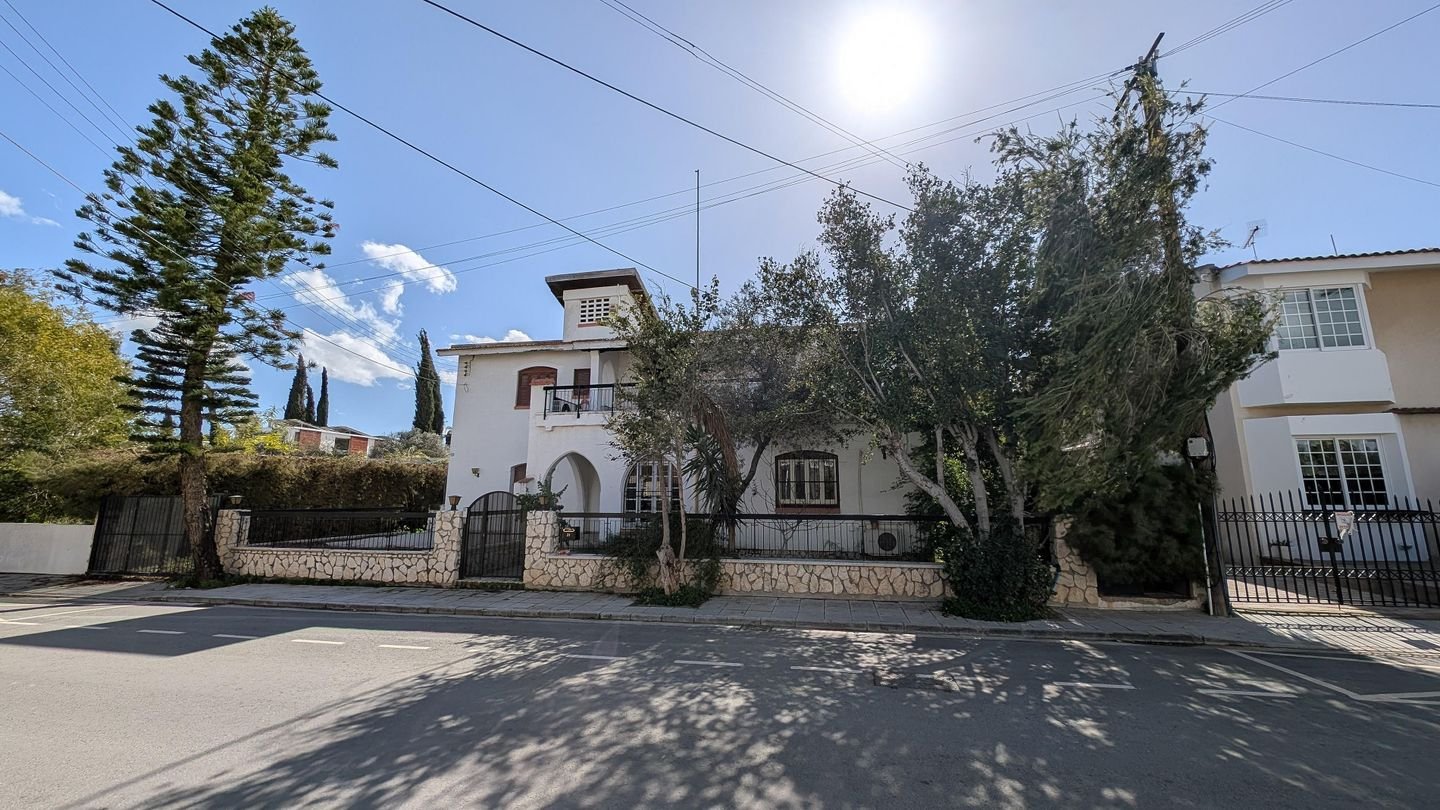 Two-storey detached residence in Agios Andreas quarter, Nicosia photo 3