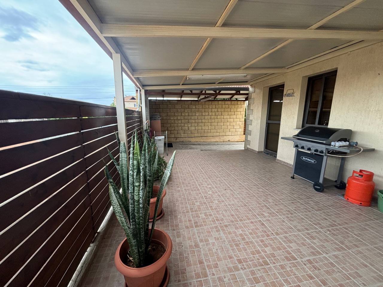 4 BR Villa in Ypsonas, Limassol photo 26