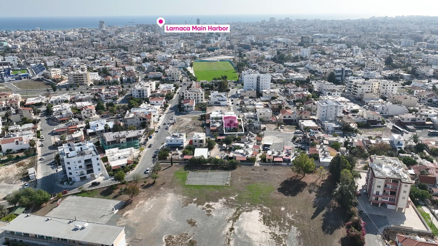 2-Bedroom Apartment with Rooftop Studio in Sotiros Quarter, Larnaca photo 2