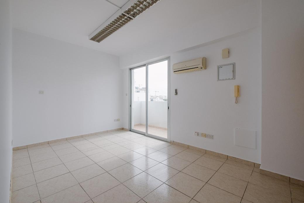 Offices in Agios Antonios, Nicosia photo 12