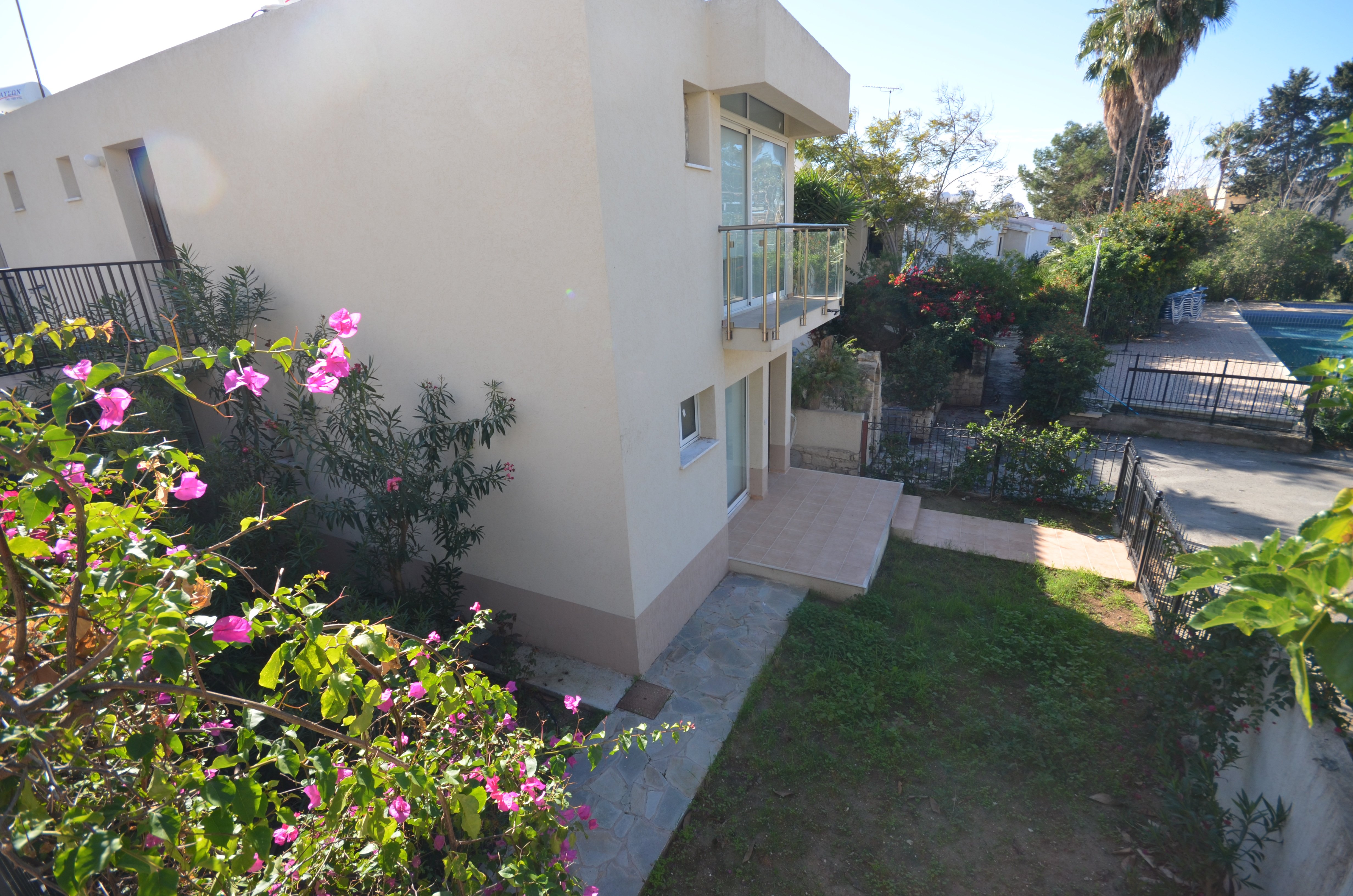 3 BR Villa in Tombs Of the Kings, Paphos photo 4