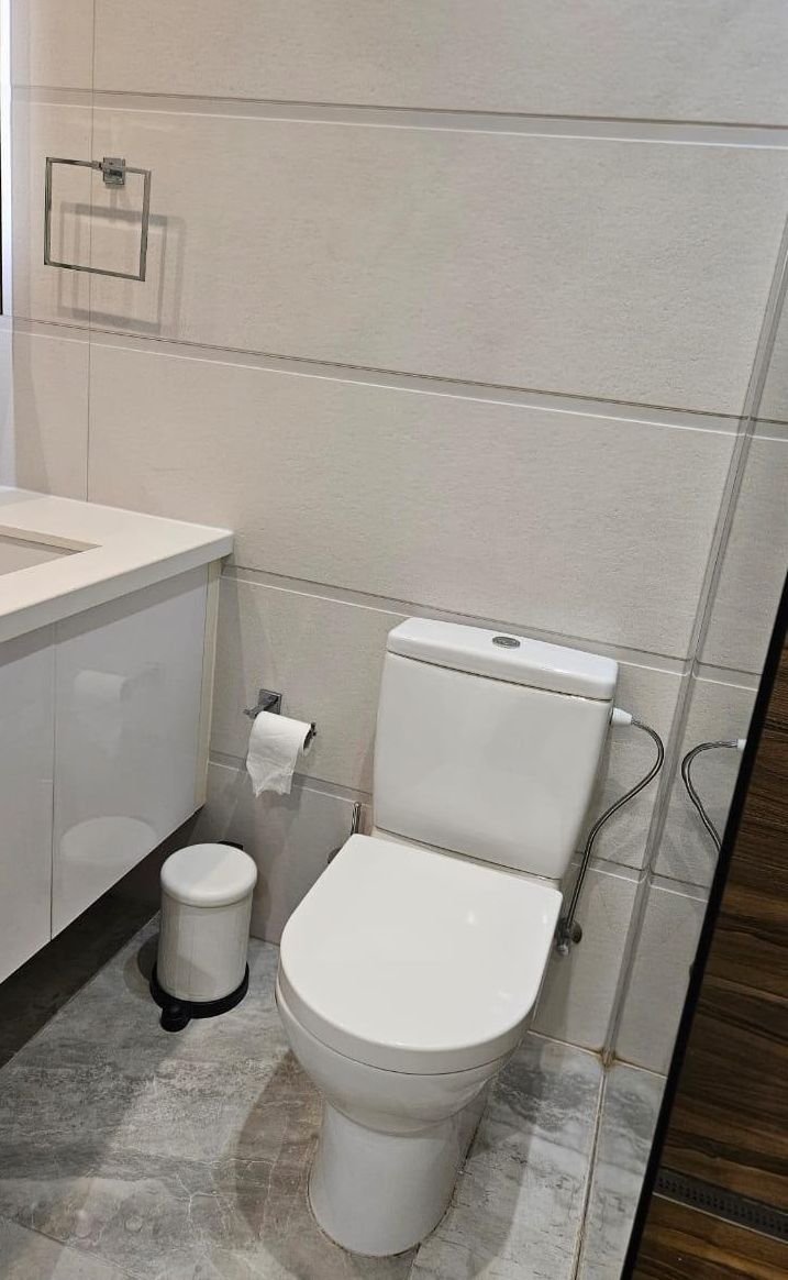 2 BR Apartment in Mesa Geitonia, Limassol photo 13