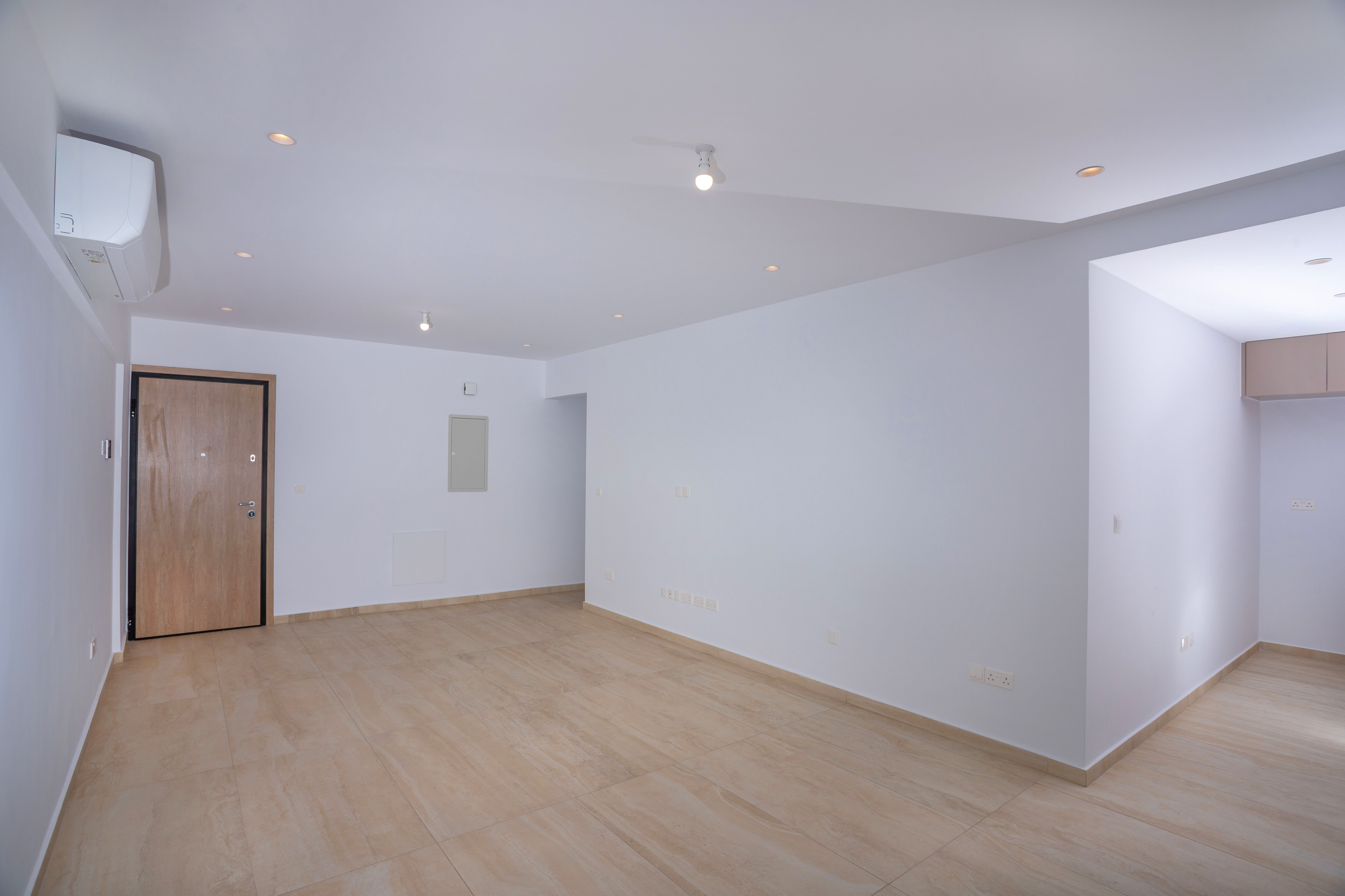 3 BR Penthouse in Agios Georgios, Limassol photo 4