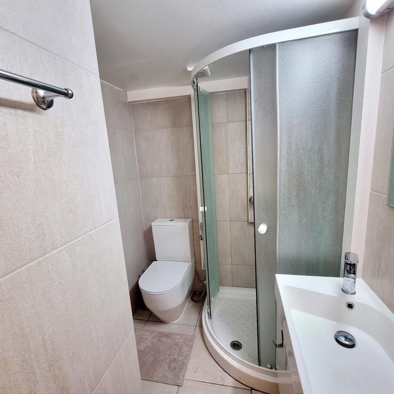 2 BR Apartment in Neapolis, Limassol photo 14