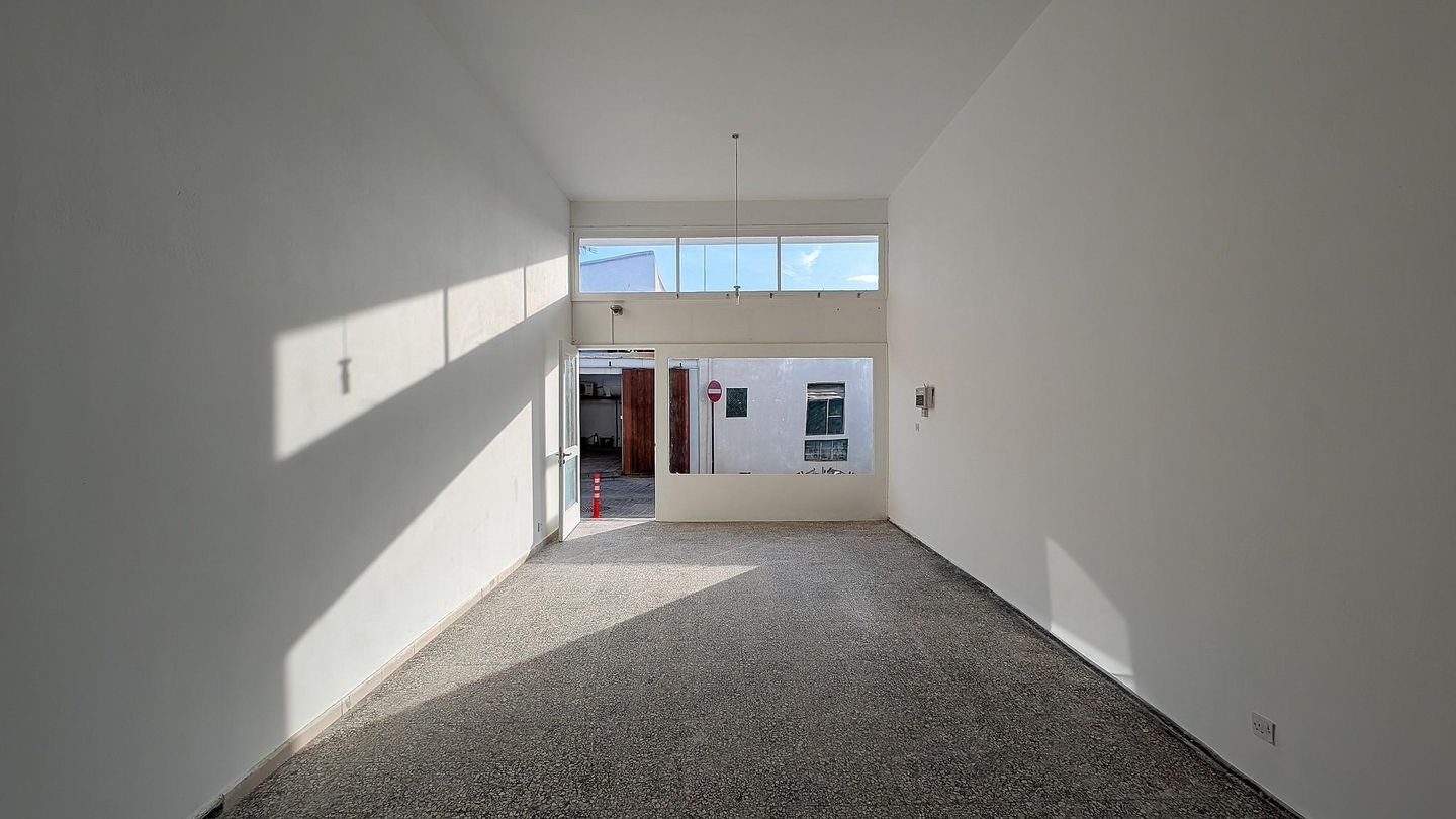 Two Shop Commercial Building in Kaimakli, Nicosia photo 13