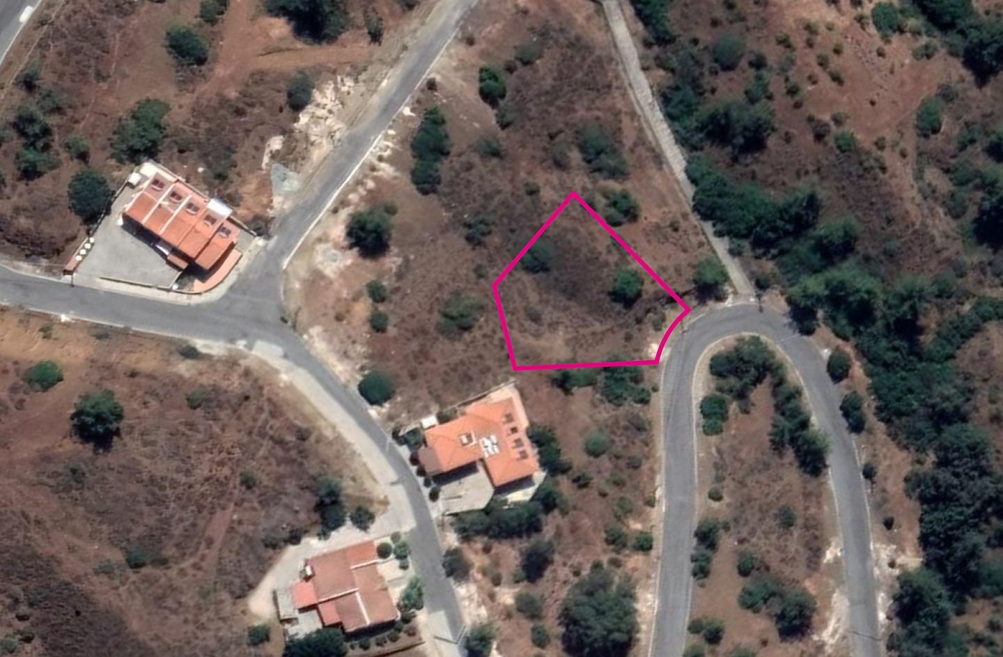 Residential Plot in Evrychou, Nicosia photo 2