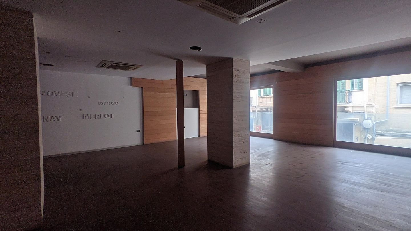 Commercial unit in City Center, Nicosia photo 7