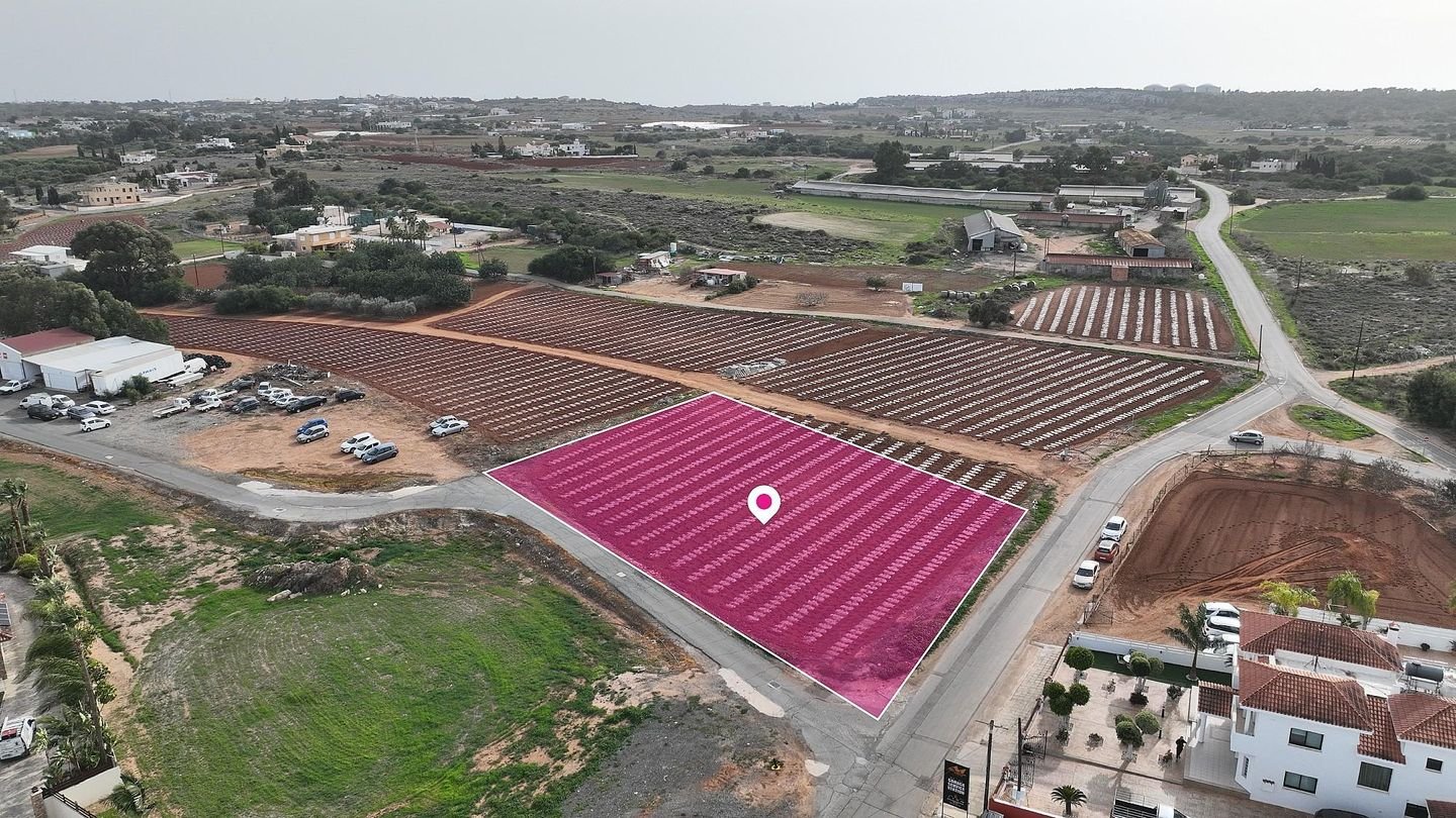 17% Share of a Residential field in Paralimni, Famagusta photo 3