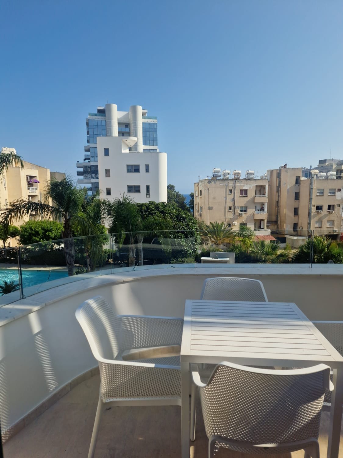 3 BR Apartment in Agios Tychonas, Limassol photo 9