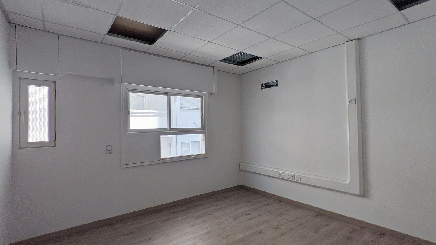 Office Unit in Agioi Omologites, Nicosia photo 25