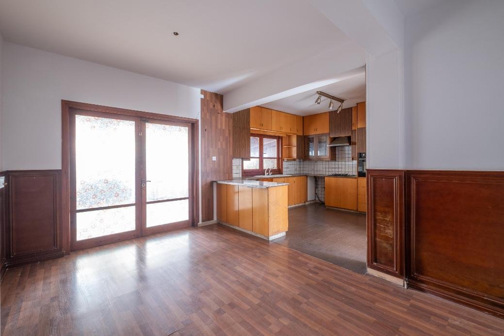 4 bedroom house in Latsia, Nicosia photo 14