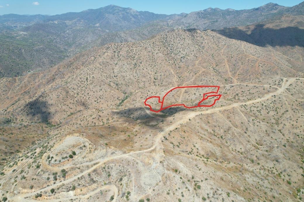 Fields in Eptagoneia, Limassol photo 1