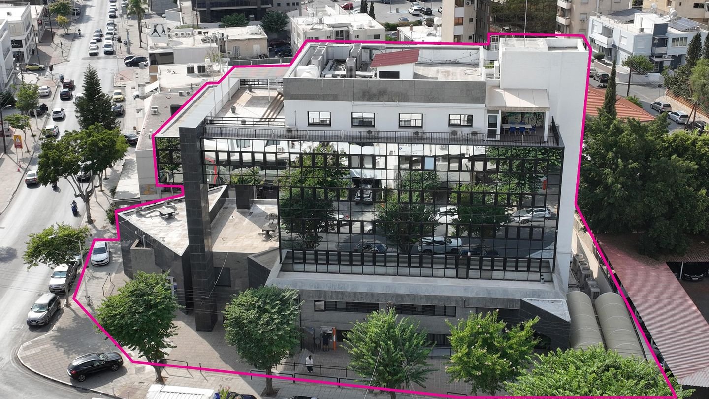 Commercial Building, City Center, Limassol. photo 3