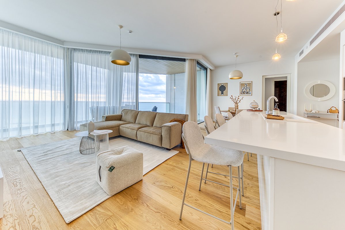 4 BR Apartment in Potamos Germasogeias, Limassol photo 4