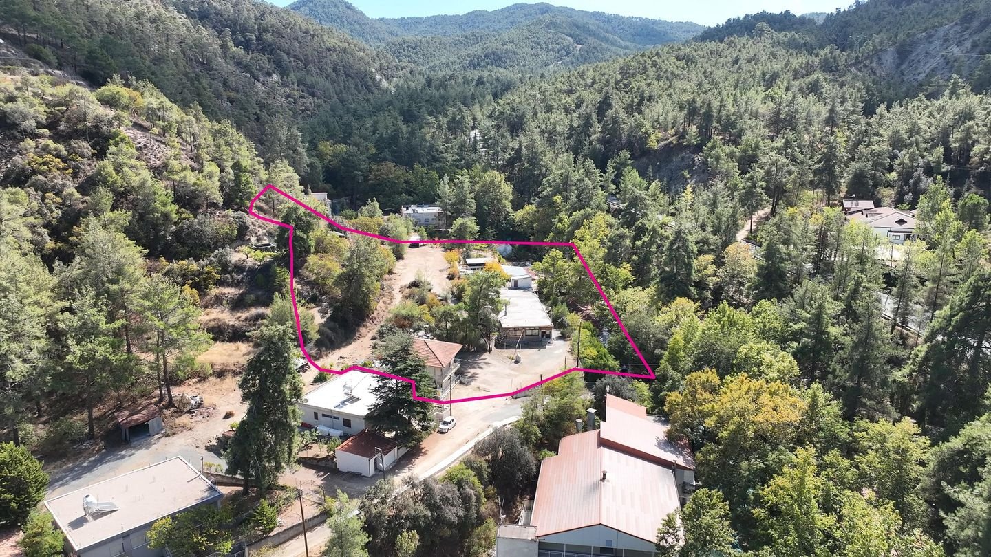 Restaurant and a two-storey house, in Kakopetria, Nicosia photo 1
