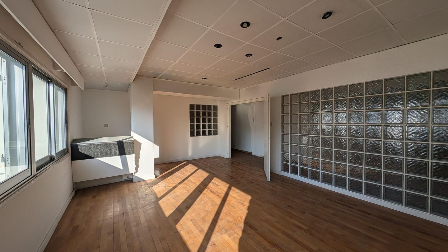 Building with Showroom in Kaimakli, Nicosia photo 42