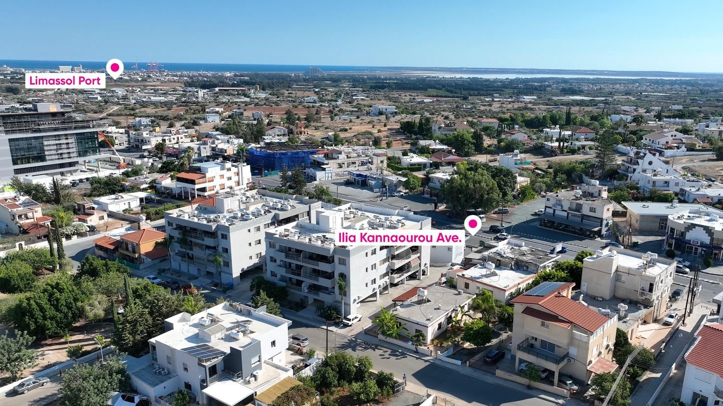 Three Bedroom Apartment in Ypsonas, Limassol photo 4