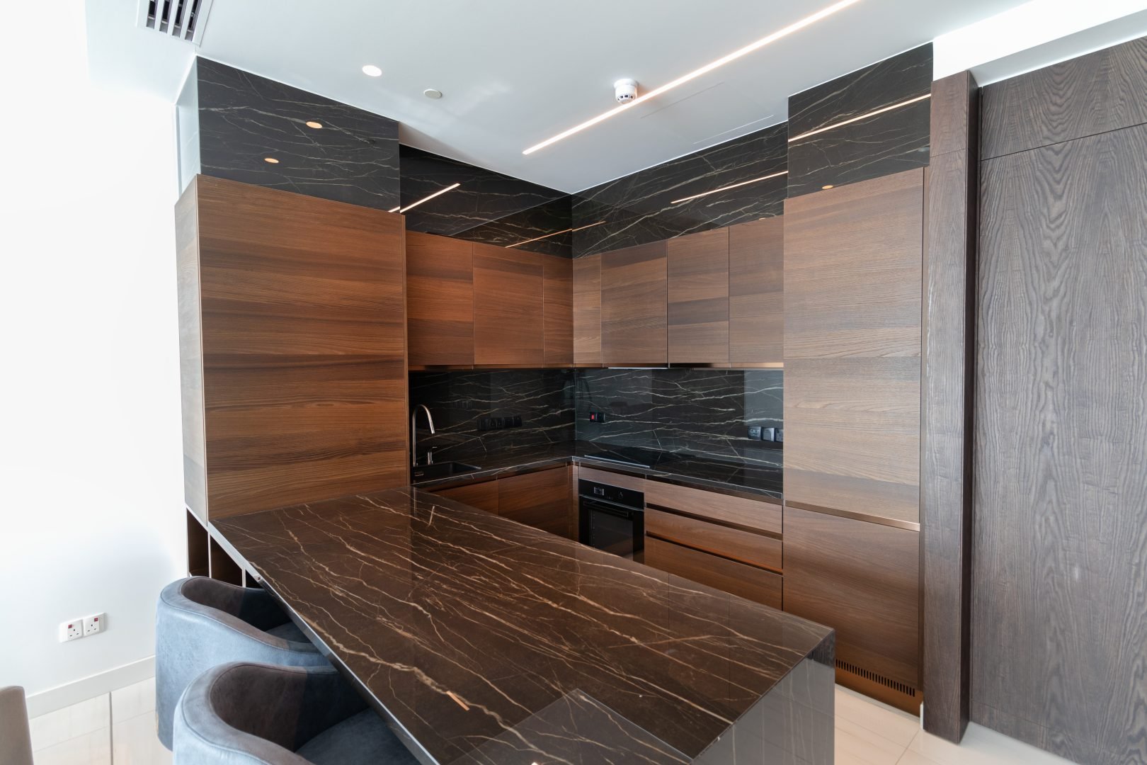 2 BR Apartment in Germasogeia, Limassol photo 5