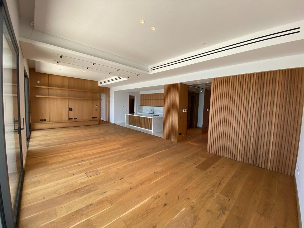 3 BR Apartment in Agios Tychonas, Limassol photo 5