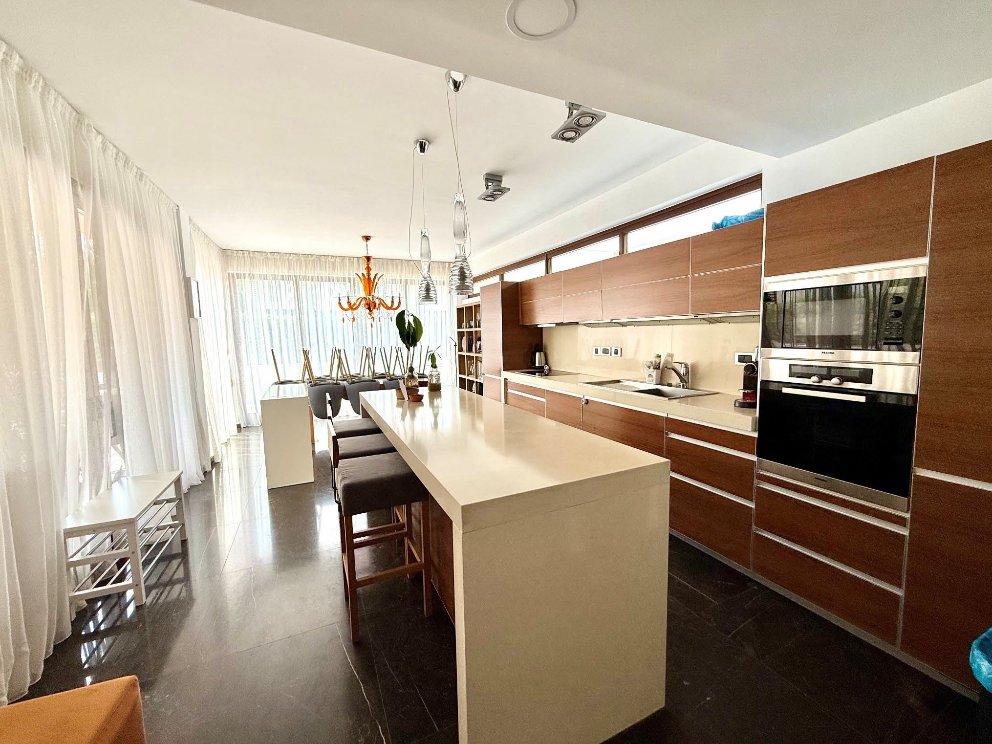 4 BR Luxury Villa in Pyrgos, Limassol photo 4