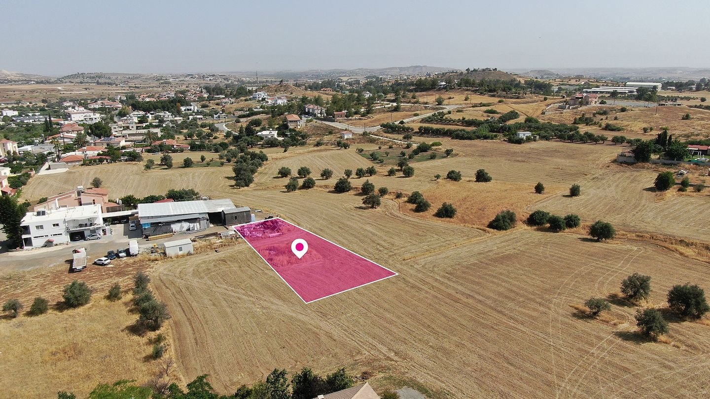 Residential field in Klirou, Nicosia photo 1