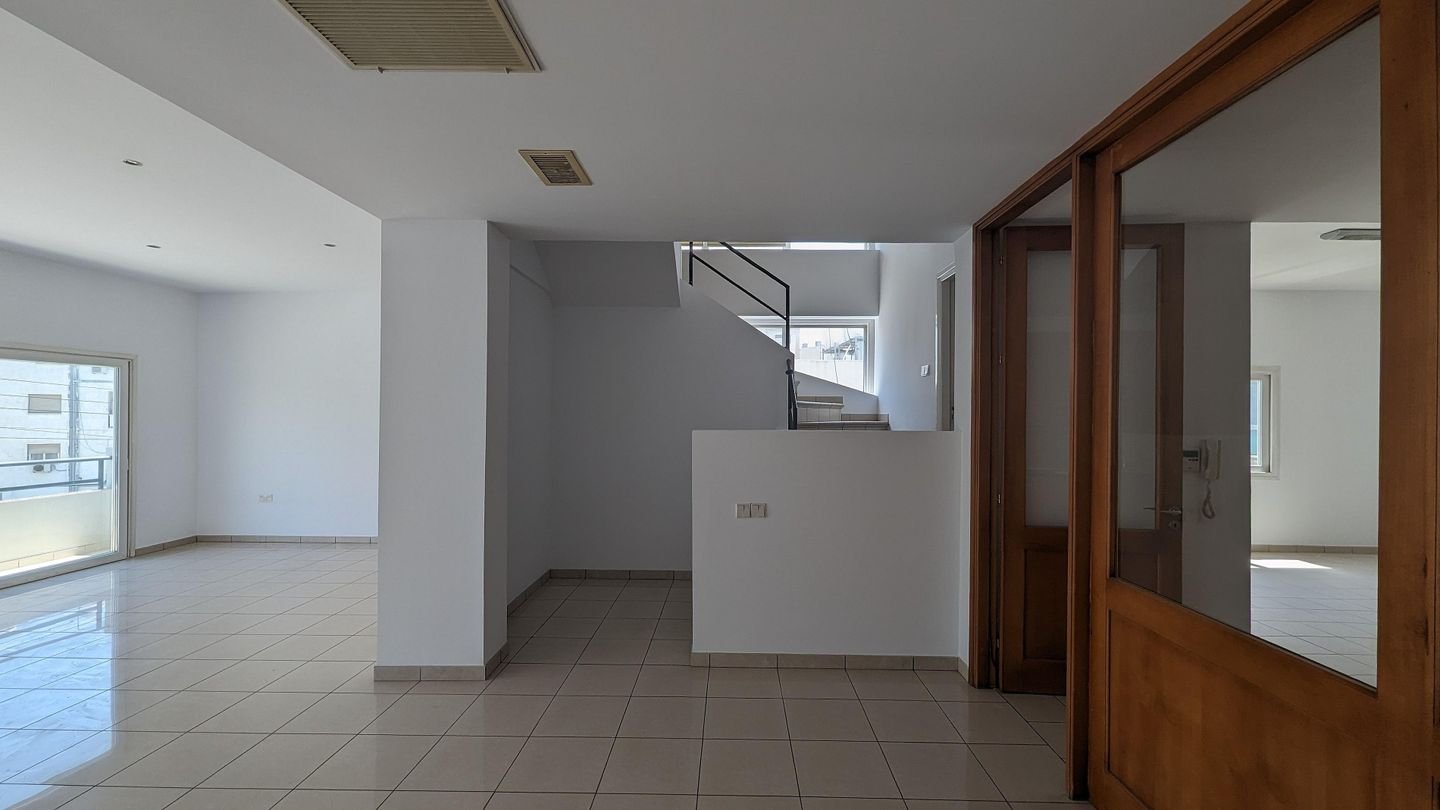 Three storey semi-detached mixed use building with shop in Strovolos, Nicosia photo 51