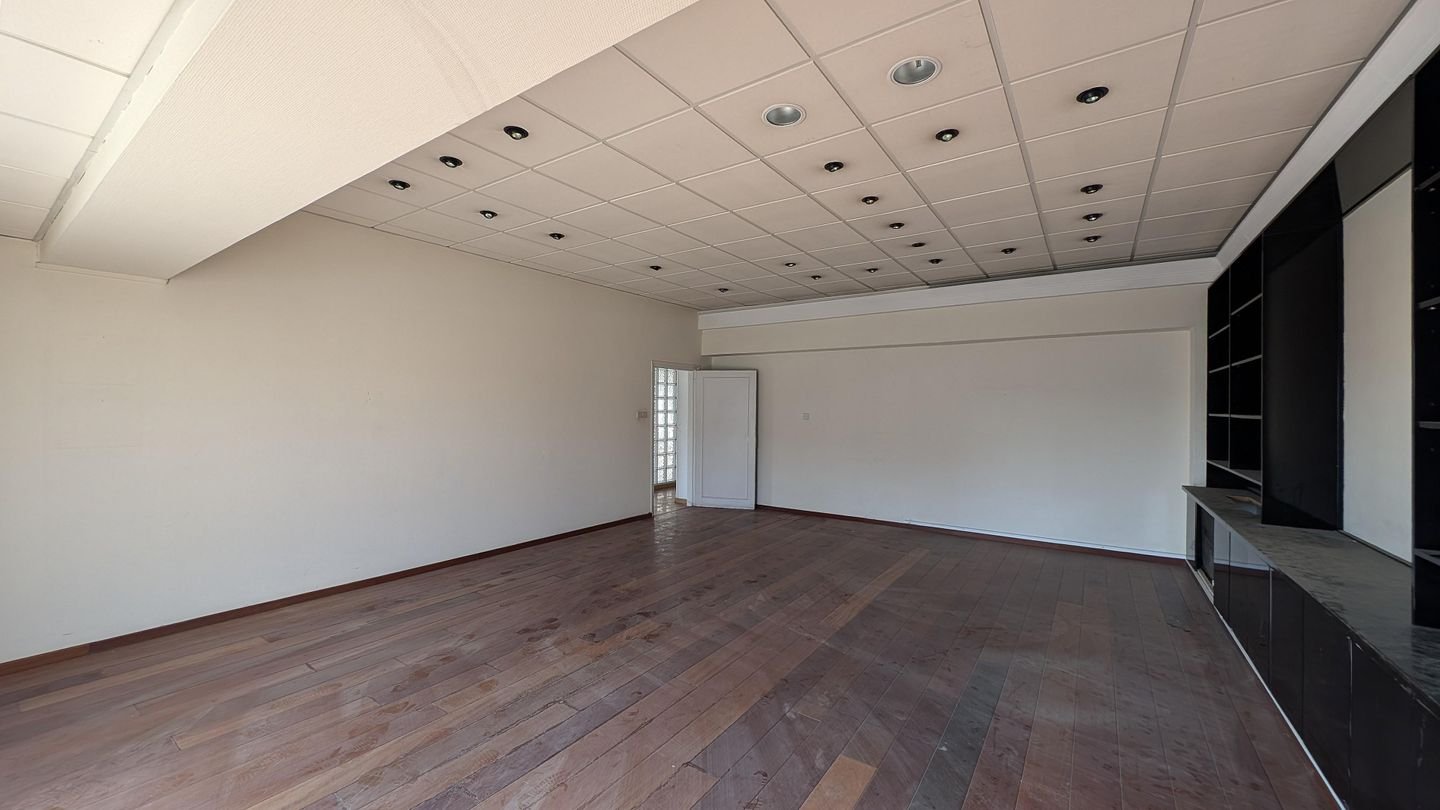 Building with Showroom in Kaimakli, Nicosia photo 28