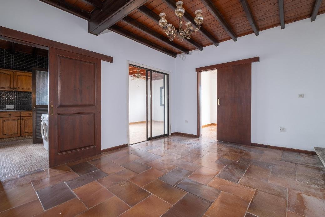 3 bedroom house in Tala, Paphos photo 7