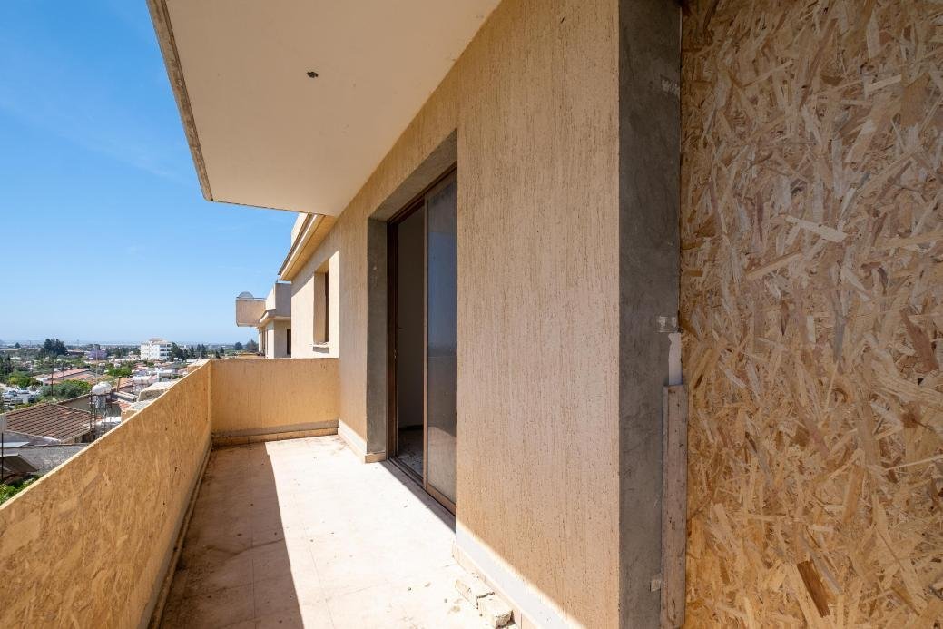 Incomplete 2 bedroom apartment in Polemidia, Limassol photo 8