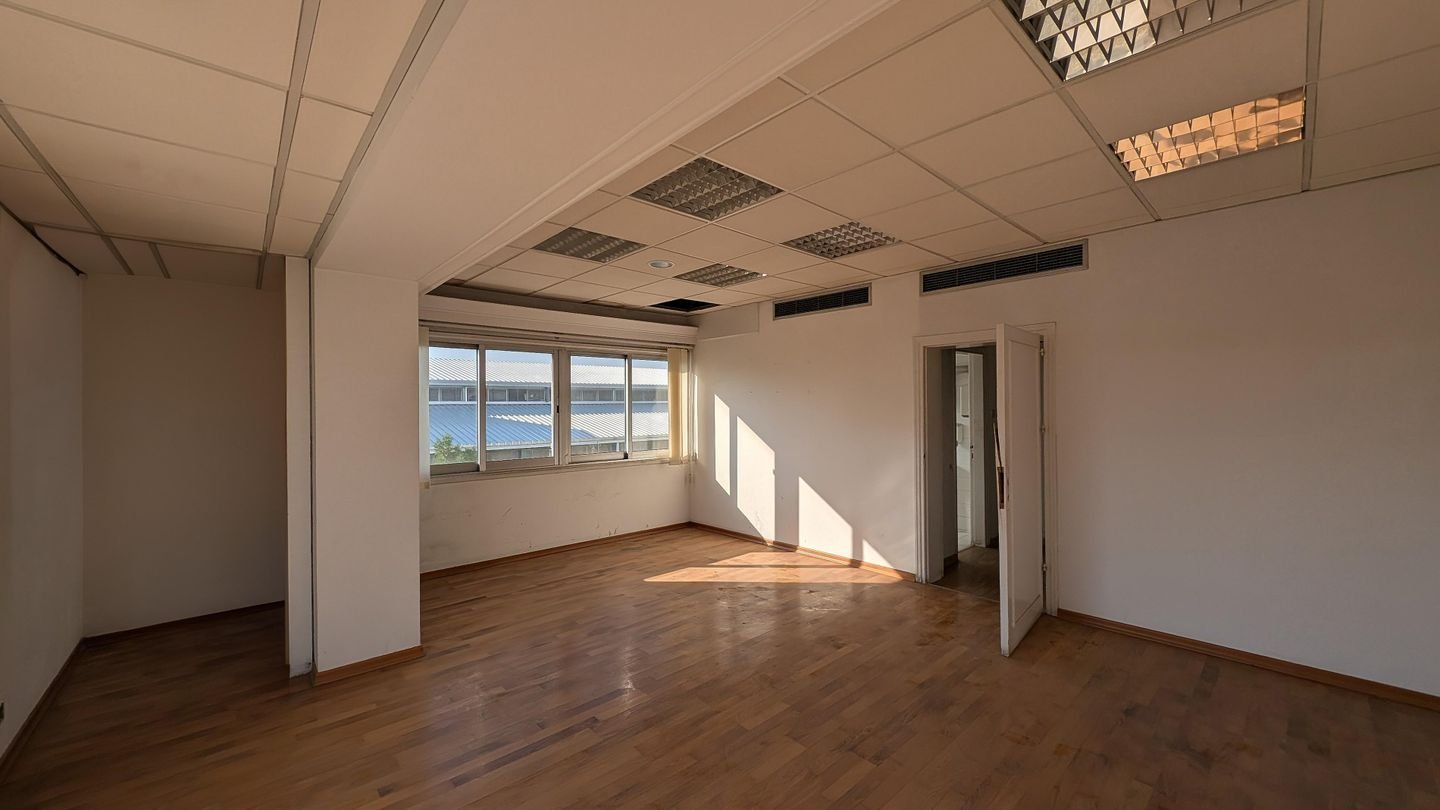 Building with Showroom in Kaimakli, Nicosia photo 43