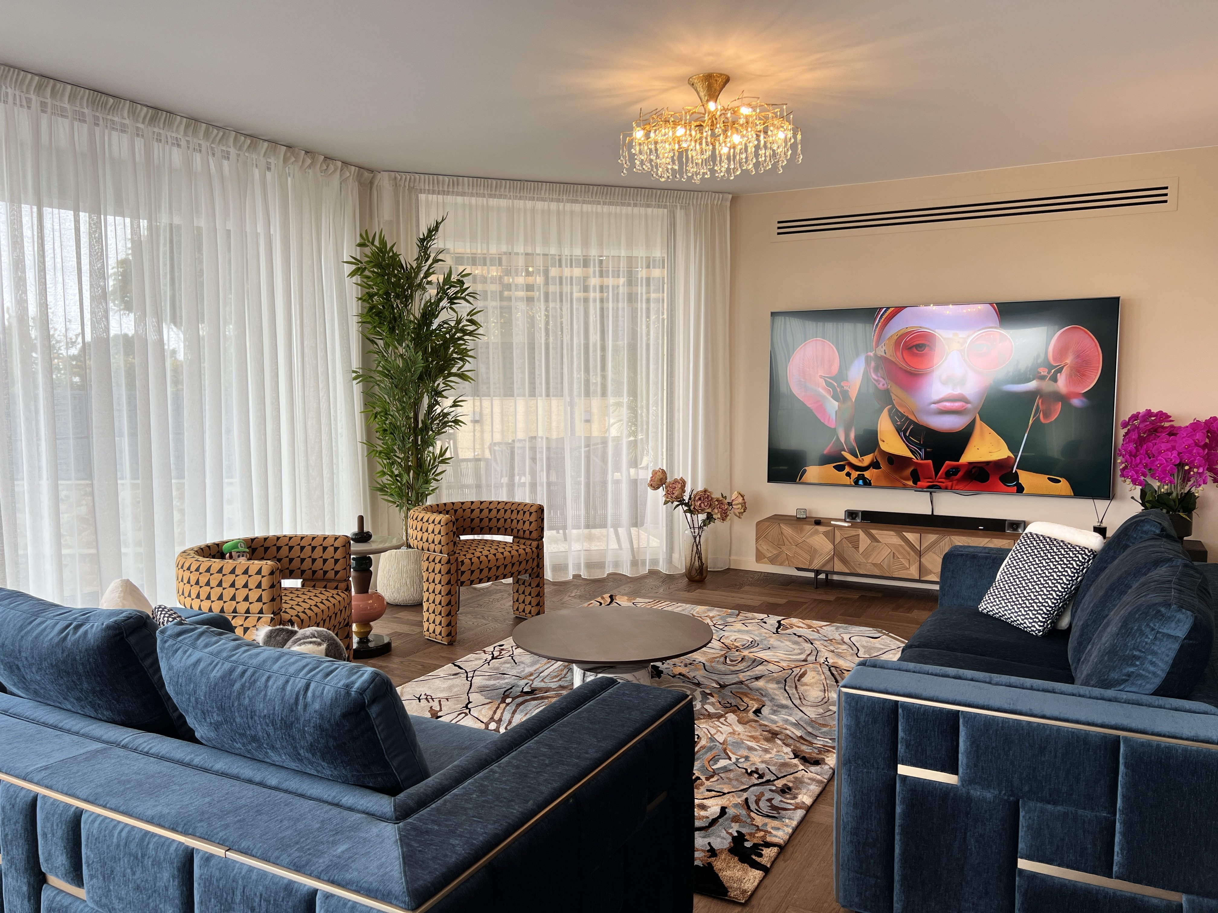 8 BR Luxury House in Mouttagiaka, Limassol photo 2