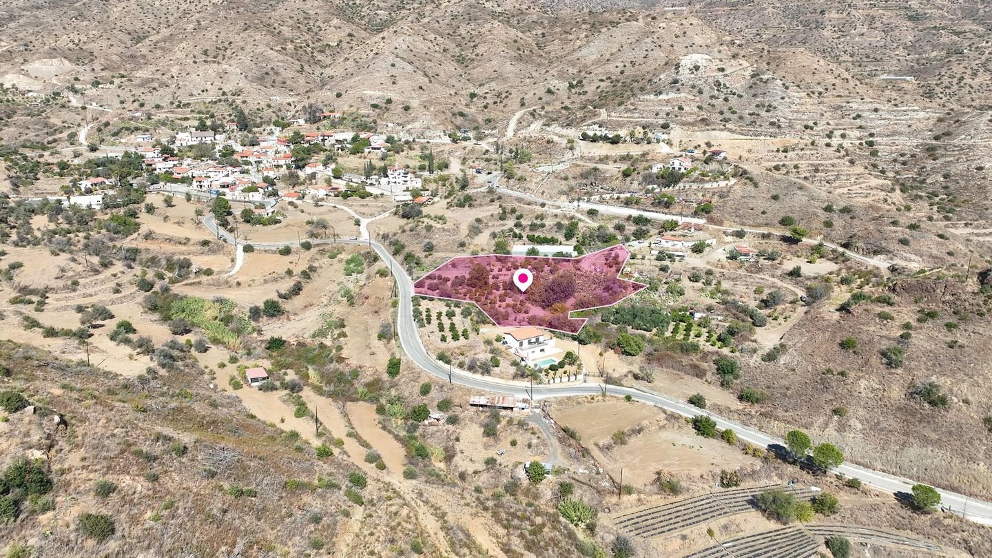 Residential field located in Melini, Larnaca photo 2