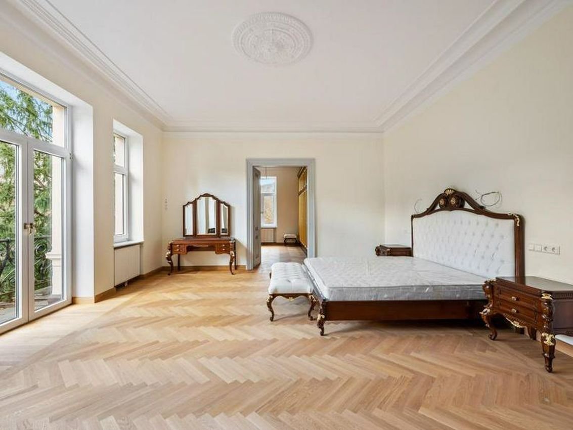 4 BR Unique Villa in Baden-Baden, Germany photo 6