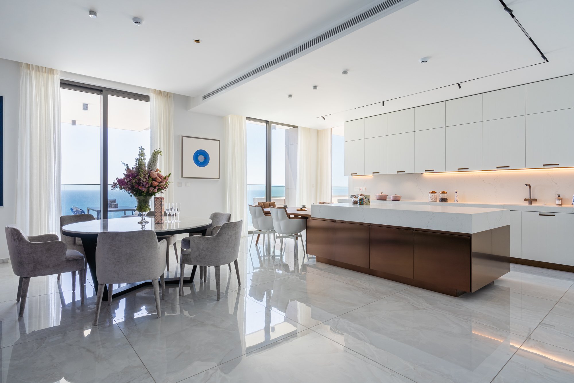 5 BR Apartment in Agios Tychonas, Limassol photo 3