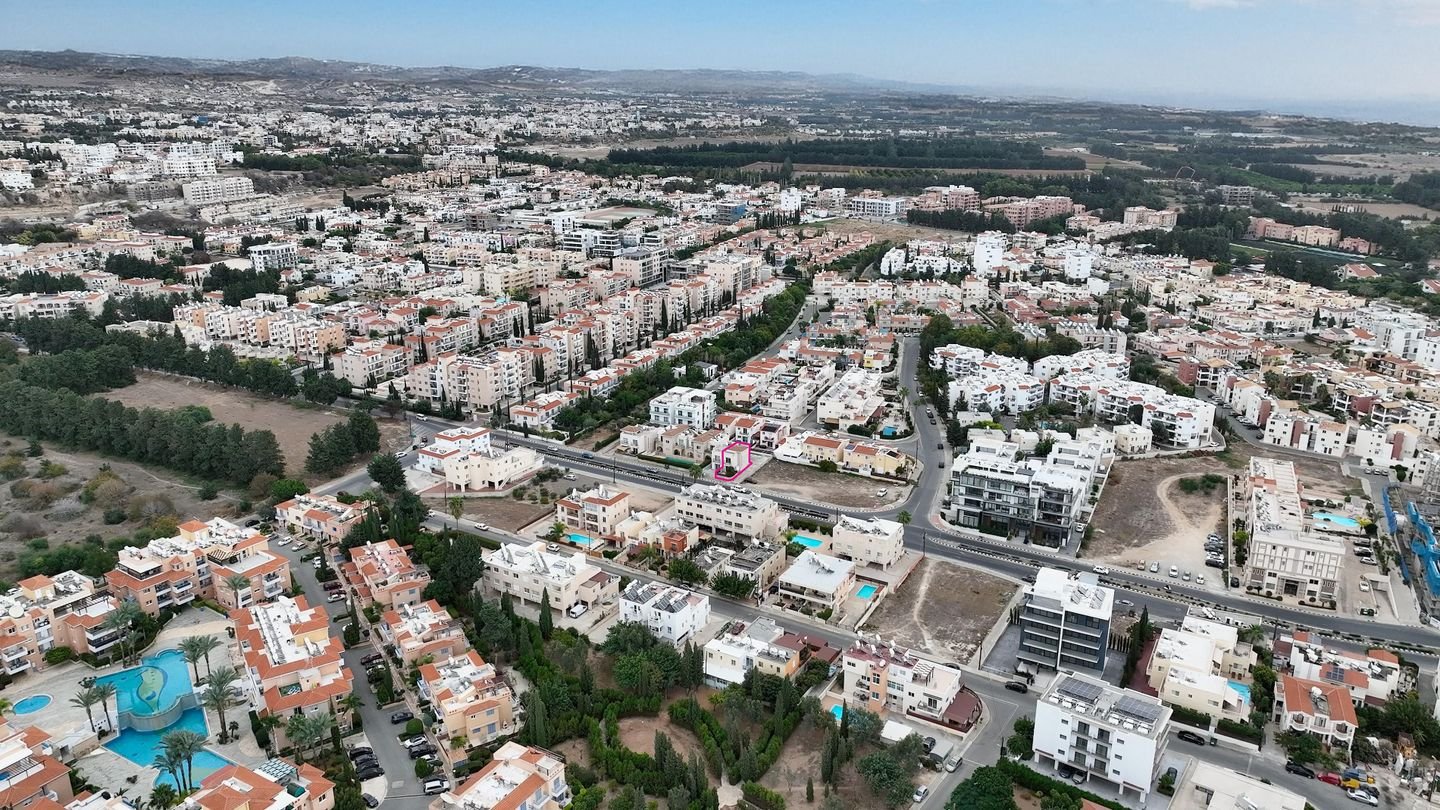 Two-storey, semi detached house, Universal area, Paphos photo 4