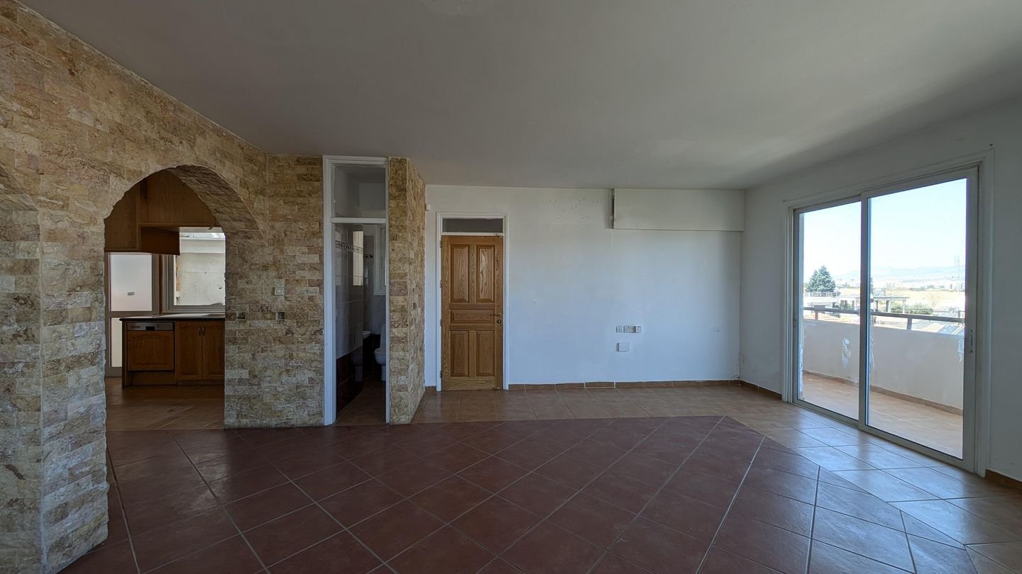 Three-storey building, located in Kaimakli, Nicosia photo 28