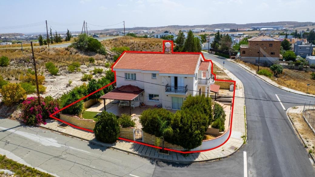 4 bedroom house in Dali, Nicosia photo 3