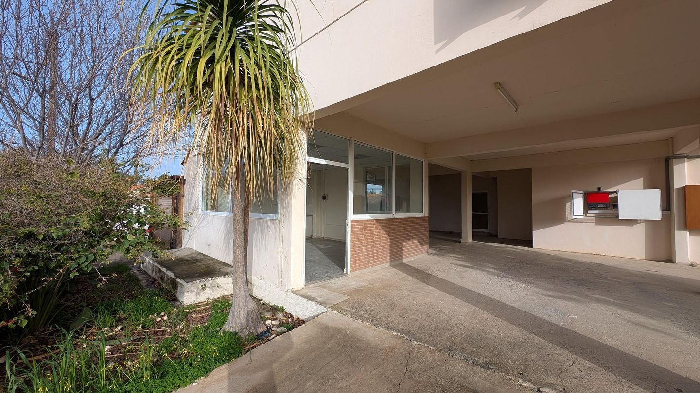 Spacious 4-Bedroom Detached House in Pera Chorio, Nicosia photo 41