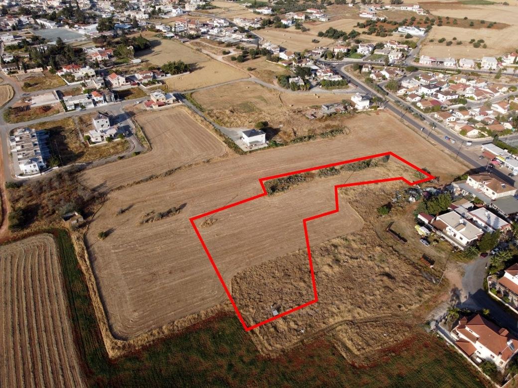 Residential field in Avgorou, Famagusta photo 1