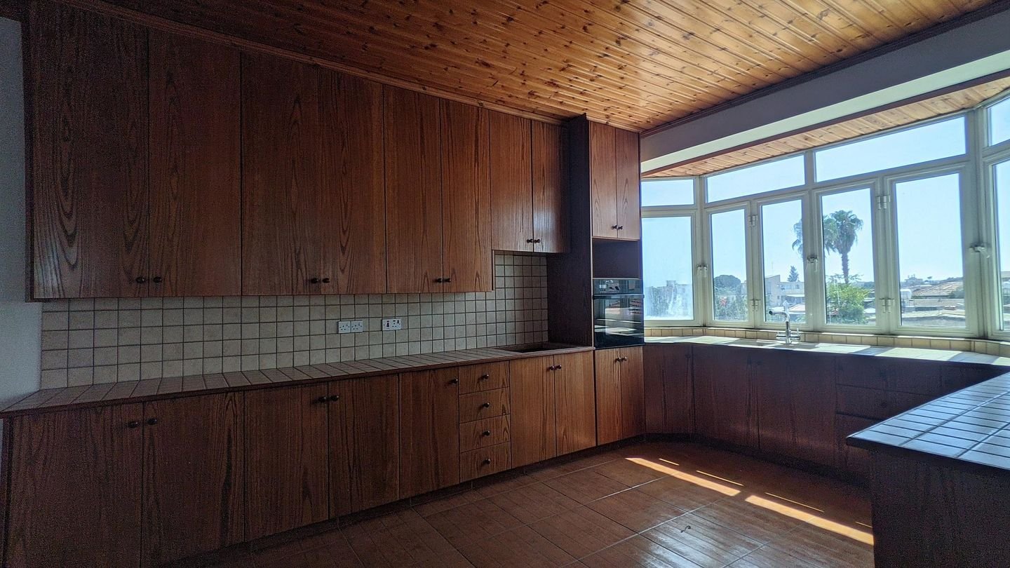 Residential building in Kokkinotrimithia, Nicosia photo 27