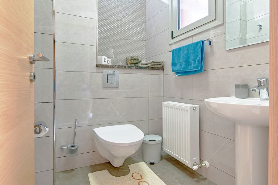 4 BR Villa in Agios Tychonas, Limassol photo 11