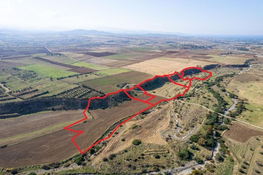 Fields in Kato Koutrafas, Nicosia photo 2