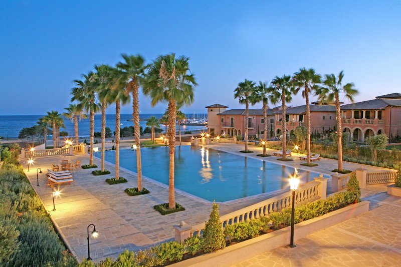 3 BR Apartment in Parekklisia Tourist Area, Limassol photo 8