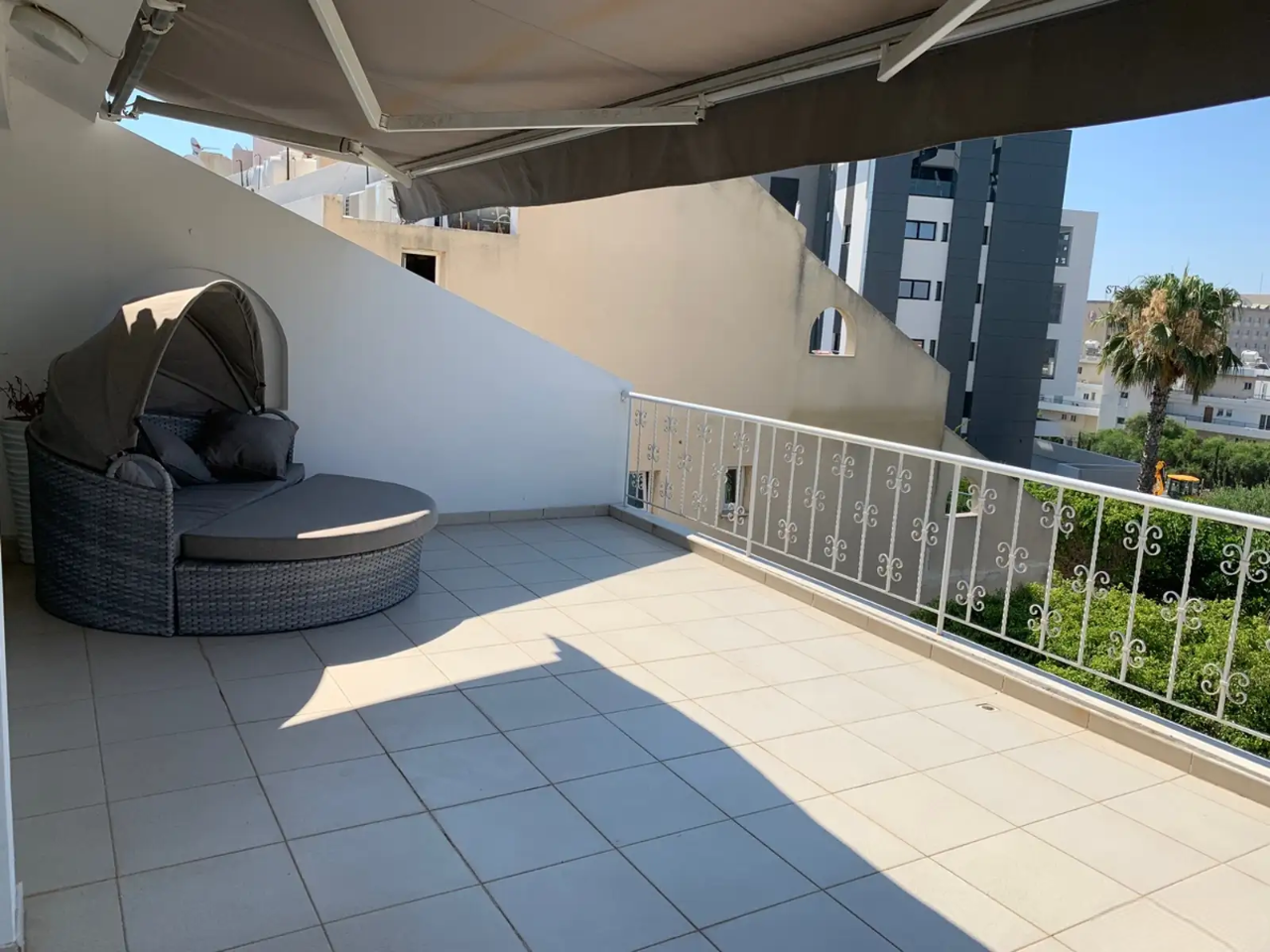 3 BR Penthouse in Parekklisia Tourist Area, Limassol photo 10