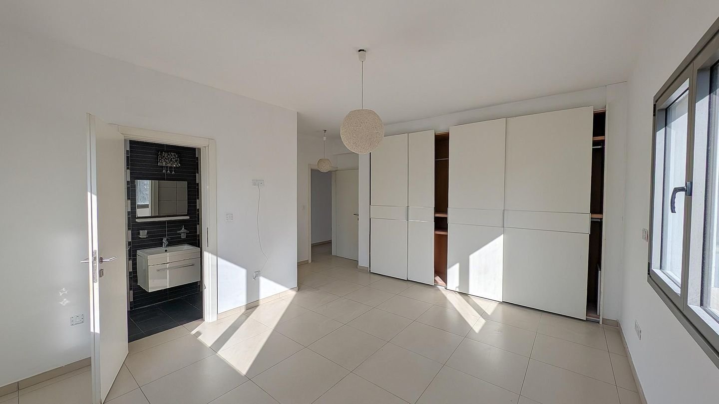 Elegant Detached Home with Pool in Moni, Limassol photo 19